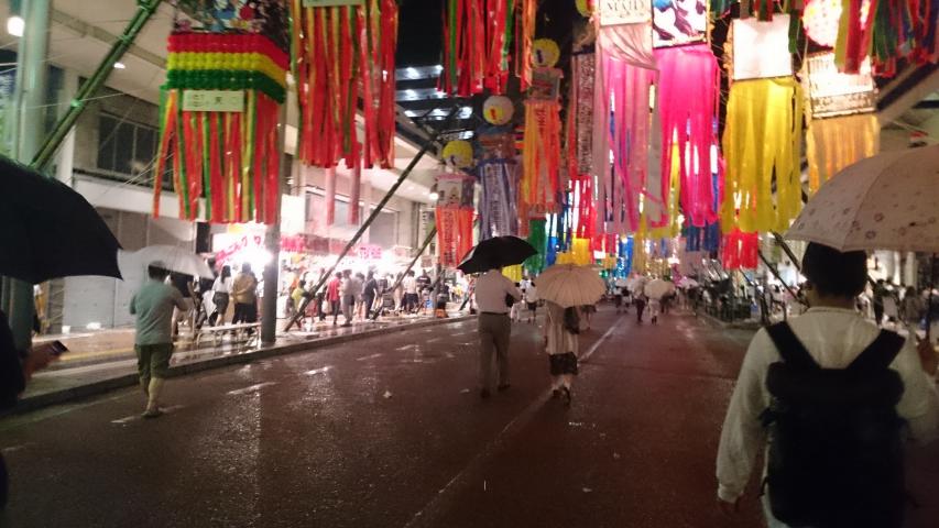 平塚の七夕祭りを楽しむの画像1