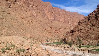 モロッコ一人旅・トドラ渓谷でまったり。